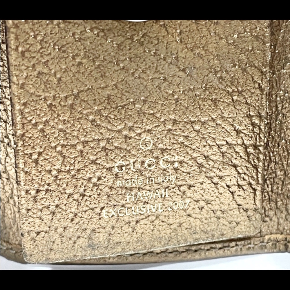 Authentic Gucci Gold monogram canvas key wallet - Picture 5 of 9